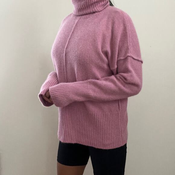 SUZANNE RAE Pink Angora Wool Blend Turtleneck Sweater Size M - Picture 11 of 12